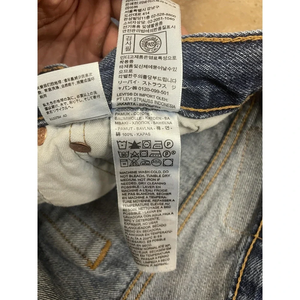 Levis‎ 501 Jeans Mens 34x29 Medium Wash Blue Denim Straight Leg Button Fly